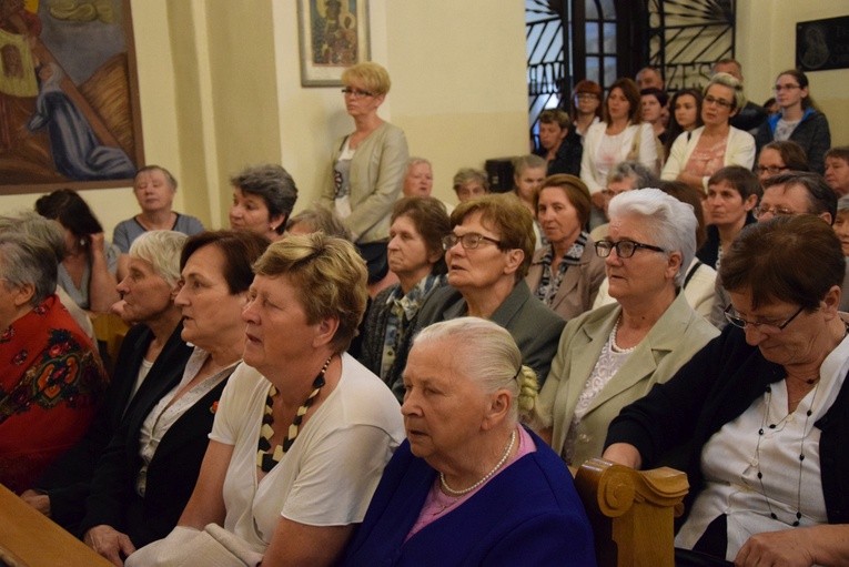 Powitanie ikony MB Częstochowskiej w Chruślinie