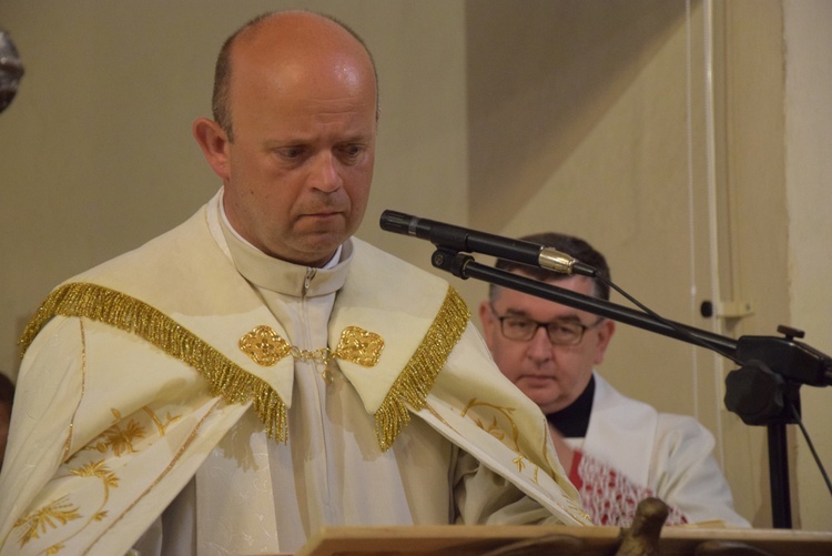 Powitanie ikony MB Częstochowskiej w Chruślinie