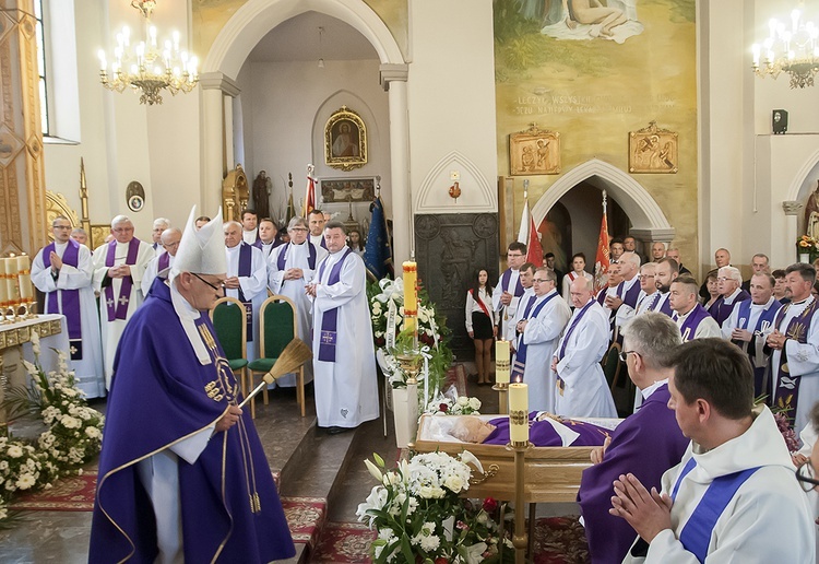 Pożegnanie ks. Leszczyńskiego