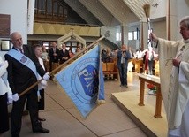 Poświęcenia nowego sztandaru PZKS dokonał ks. Józef Domoradzki CR