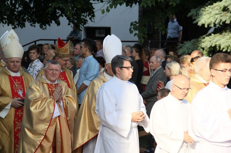 Konsekracja kościoła św. Rodziny na lubelskich Czubach