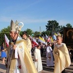 Powitanie ikony MB Częstochowskiej w parafii Chrystusa Dobrego Pasterza w Łowiczu