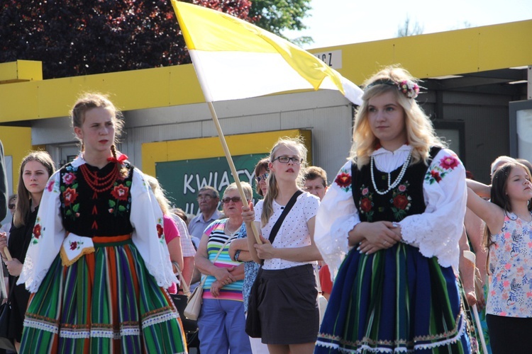 Powitanie ikony MB Częstochowskiej w parafii Chrystusa Dobrego Pasterza w Łowiczu