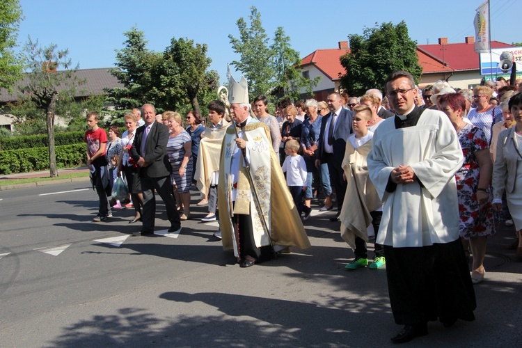 Powitanie ikony MB Częstochowskiej w parafii Chrystusa Dobrego Pasterza w Łowiczu