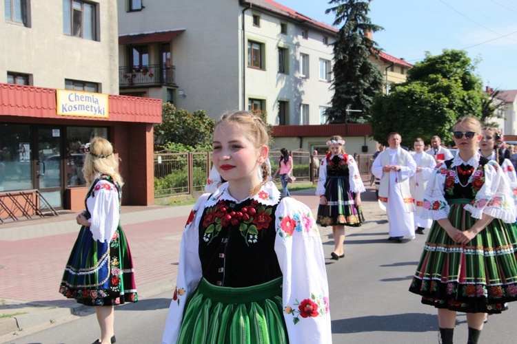 Powitanie ikony MB Częstochowskiej w parafii Chrystusa Dobrego Pasterza w Łowiczu