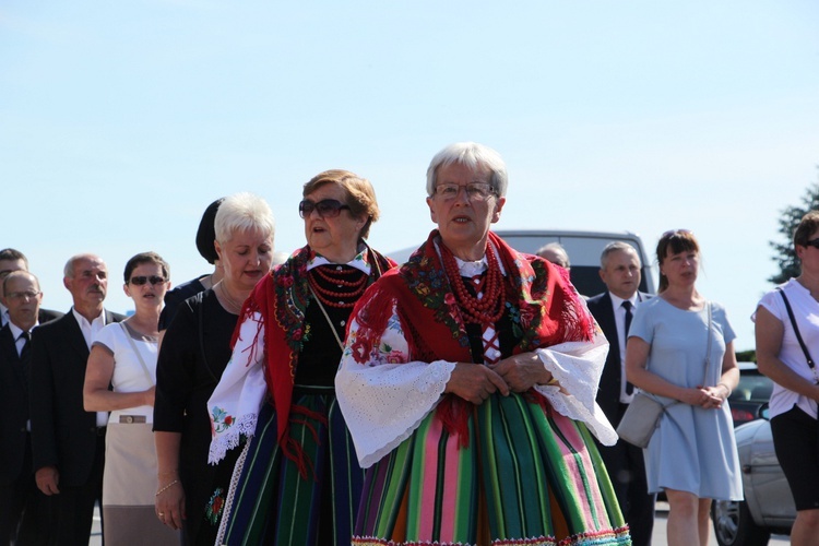 Powitanie ikony MB Częstochowskiej w parafii Chrystusa Dobrego Pasterza w Łowiczu