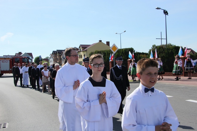 Powitanie ikony MB Częstochowskiej w parafii Chrystusa Dobrego Pasterza w Łowiczu