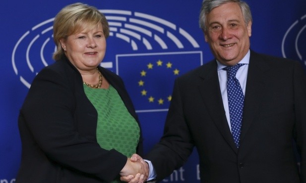 Szef PE: perspektywa twardego Brexitu została odrzucona