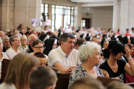 Uroczystość ku czci św. Brata Alberta w sanktuarium św. Jana Pawła II w Krakowie