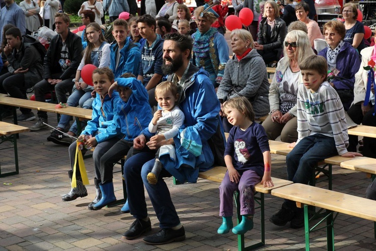 Piknik Caritas po Marszu dla Życia i Rodziny - 2017