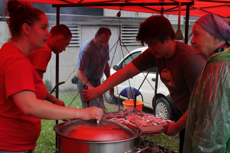 Piknik Caritas po Marszu dla Życia i Rodziny - 2017