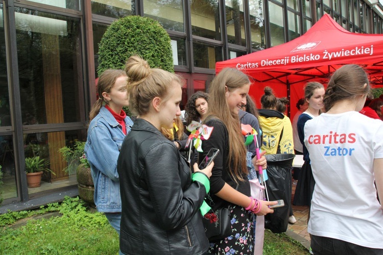 Piknik Caritas po Marszu dla Życia i Rodziny - 2017