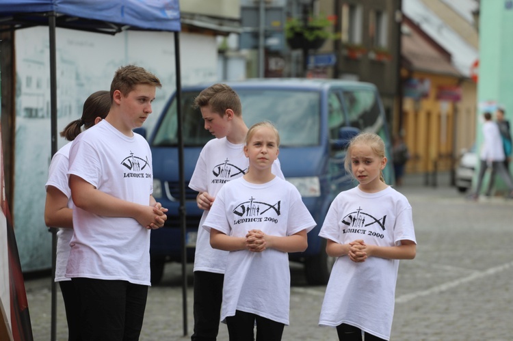 "Cała Polska tańczy dla JP2" - Skoczów 2017