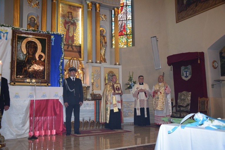 Powitanie ikony MB Częstochowskiej w Łyszkowicach