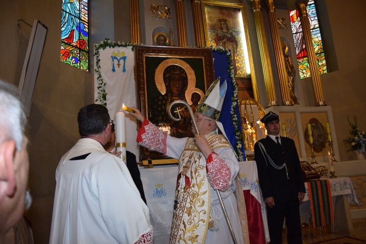 Powitanie ikony MB Częstochowskiej w Łyszkowicach