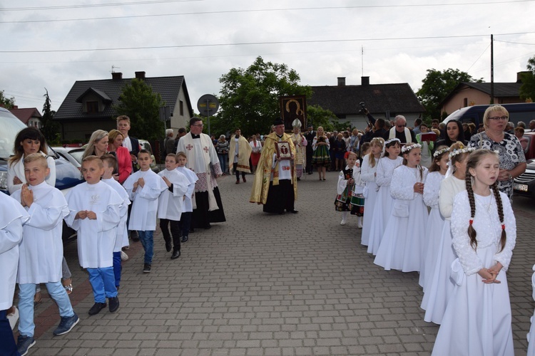 Powitanie ikony MB Częstochowskiej w Łyszkowicach