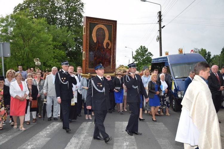 Powitanie ikony MB Częstochowskiej w Łyszkowicach