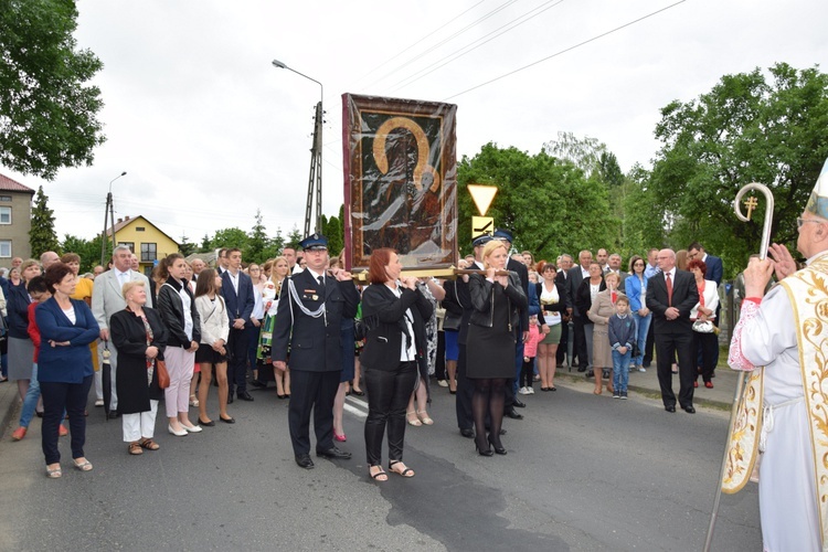 Powitanie ikony MB Częstochowskiej w Łyszkowicach