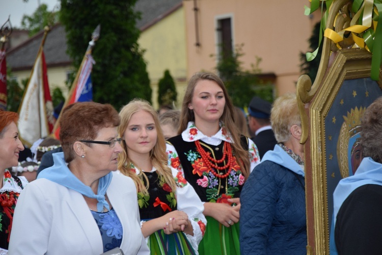 Powitanie ikony MB Częstochowskiej w Łyszkowicach