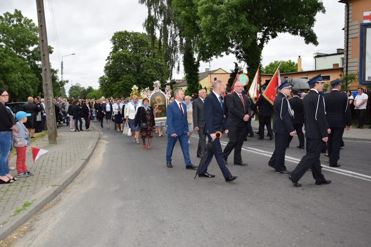 Powitanie ikony MB Częstochowskiej w Łyszkowicach