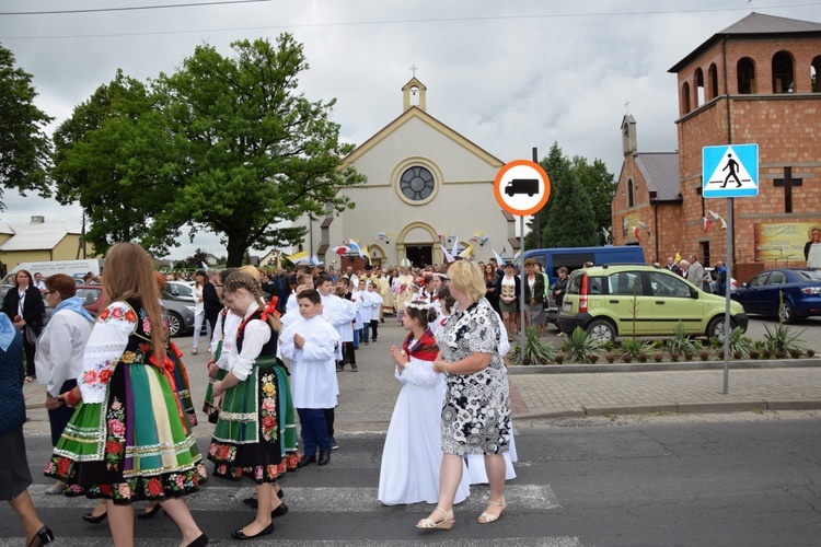 Powitanie ikony MB Częstochowskiej w Łyszkowicach