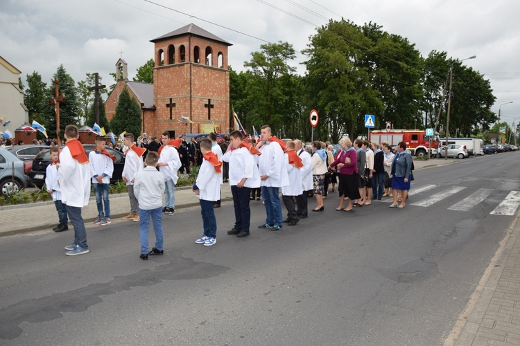 Powitanie ikony MB Częstochowskiej w Łyszkowicach