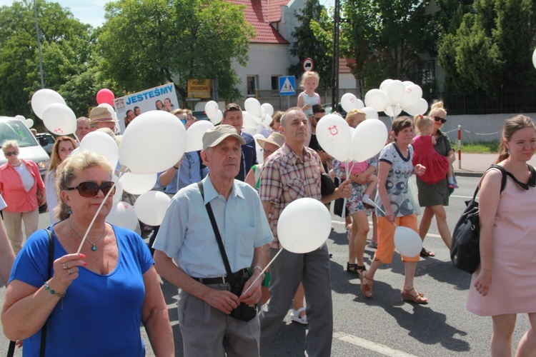 Marsz dla życia i mecz charytatywny