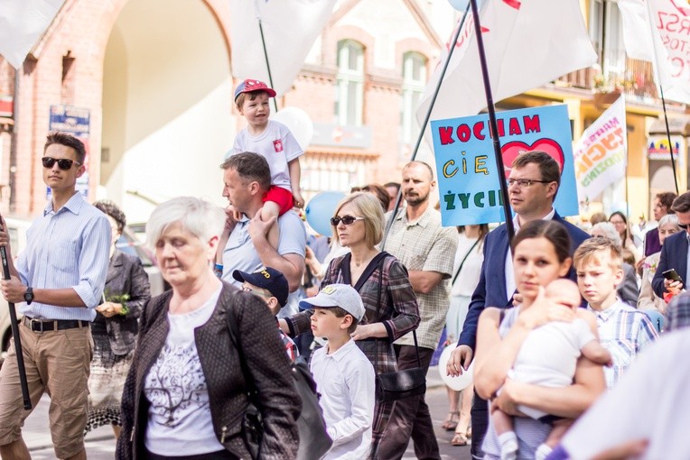 Marsz dla Życia i Rodziny w Olsztynie