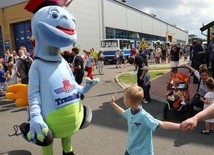 Przejazd starych autobusów