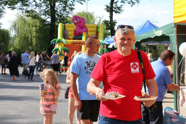 Festyn w parafii św. Teresy od Dzieciątka Jezus