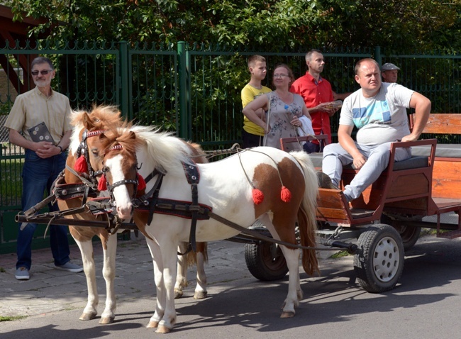 Festyn parafialny na radomskich Glinicach