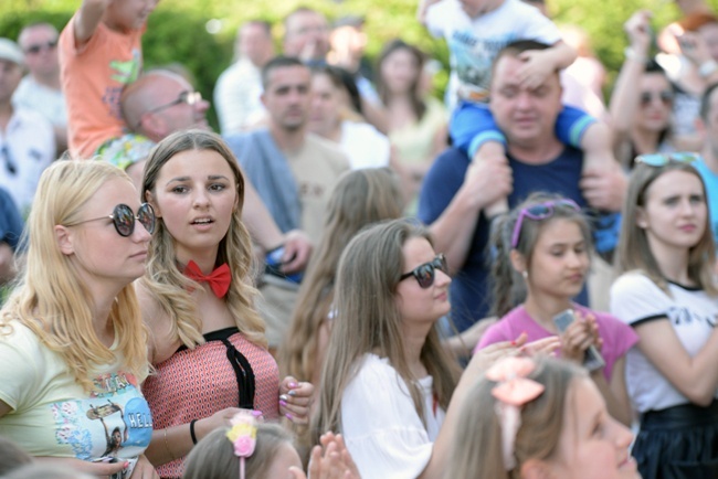 Festyn parafialny na radomskich Glinicach