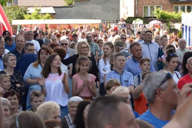 Festyn parafialny na radomskich Glinicach