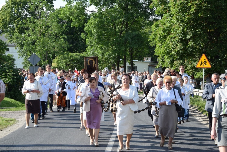 Powitanie ikony MB Częstochowskiej w Pszczonowie