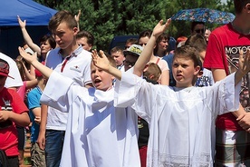 Dzieci komunijne po raz pierwszy uczestniczyły w diecezjalnej pielgrzymce.