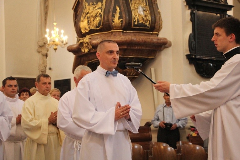 Promocja nadzwyczajnych szafarzy Komunii św.