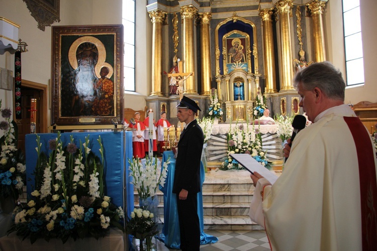 Powitanie ikony MB Częstochowskiej w parafii Świętego Ducha w Łowiczu