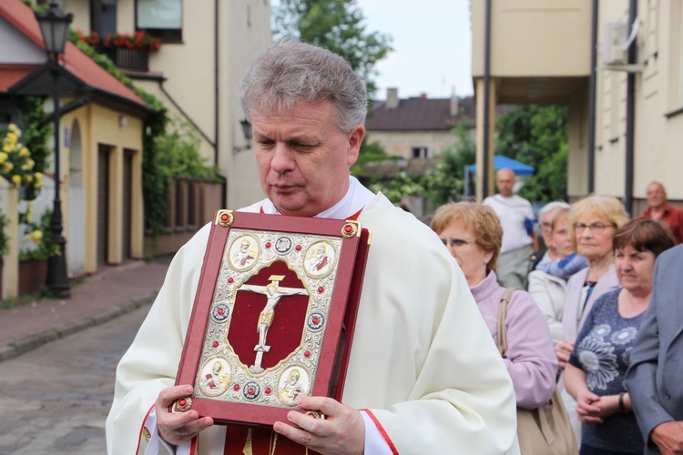 Powitanie ikony MB Częstochowskiej w parafii Świętego Ducha w Łowiczu