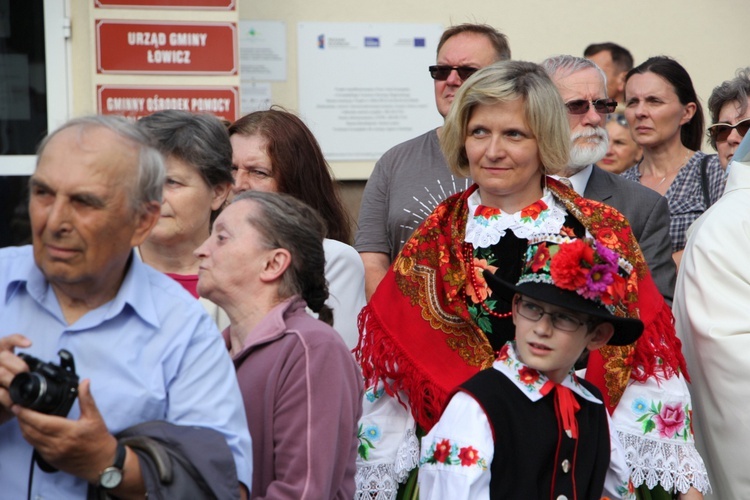 Powitanie ikony MB Częstochowskiej w parafii Świętego Ducha w Łowiczu