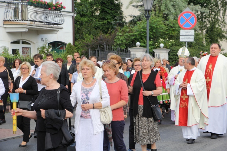 Powitanie ikony MB Częstochowskiej w parafii Świętego Ducha w Łowiczu