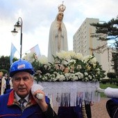 Po Eucharystii odbyły się procesja różańcowa oraz akt zawierzenia ludzi pracy Matce Bożej Fatimskiej