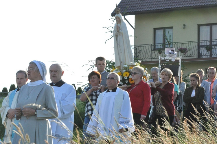 Z Trzetrzewiny do Niskowej