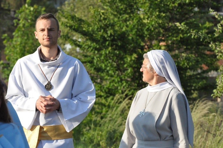 Z Trzetrzewiny do Niskowej