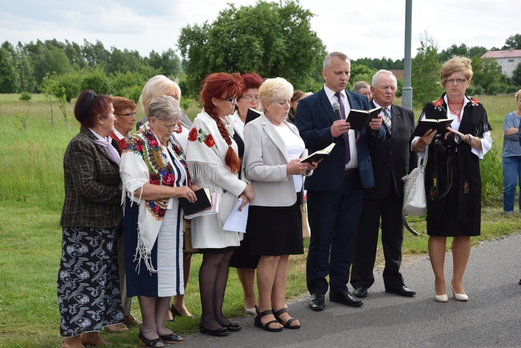 Powitanie ikony MB Częstochowskiej w Bobrownikach