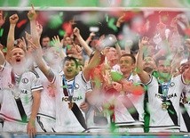 Legia Warszawa po raz 12.  w historii zdobyła tytuł  mistrza Polski.