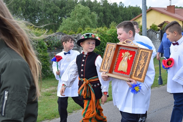 Powitanie ikony MB Częstochowskiej w Bobrownikach