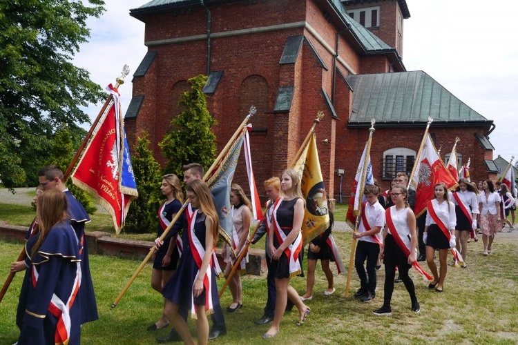 Spotkanie szkół świętych i błogosławionych w Zabawie