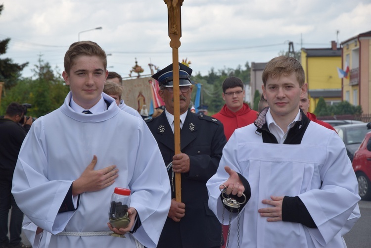 Powitanie ikony MB Częstochowskiej w Bobrownikach