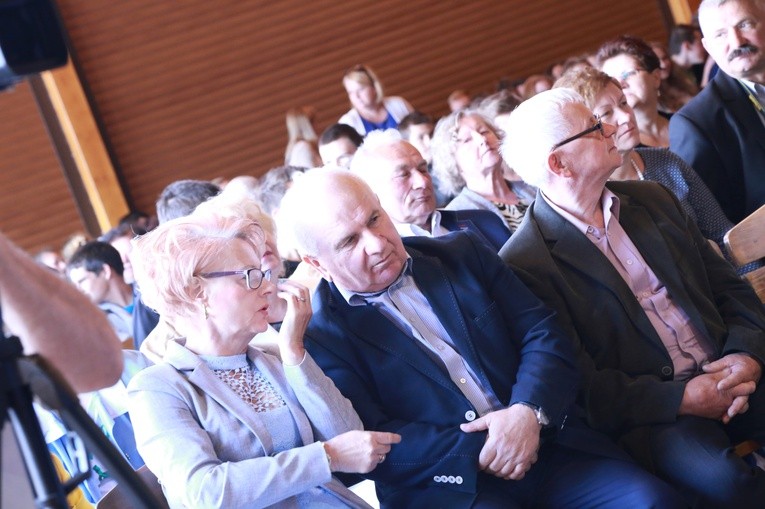 Konkurs wokalno-muzyczny o bł. Karolinie