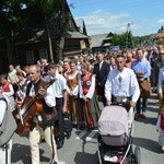 Procesja z widokiem na Tatry w Miętustwie